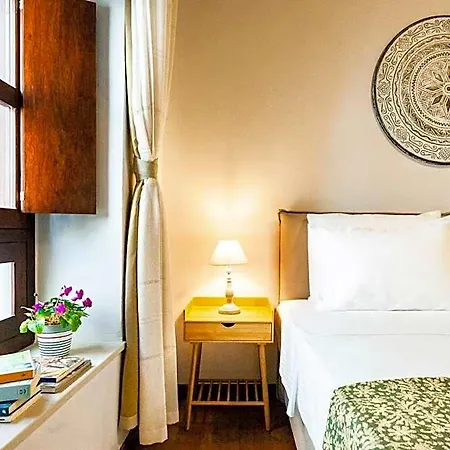 Mandorla Aparthotel 3*