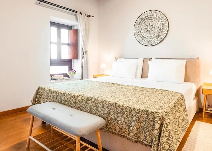 Mandorla Rhodes City