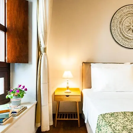 Mandorla 아파트호텔