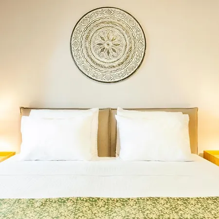 아파트호텔 Mandorla 3*