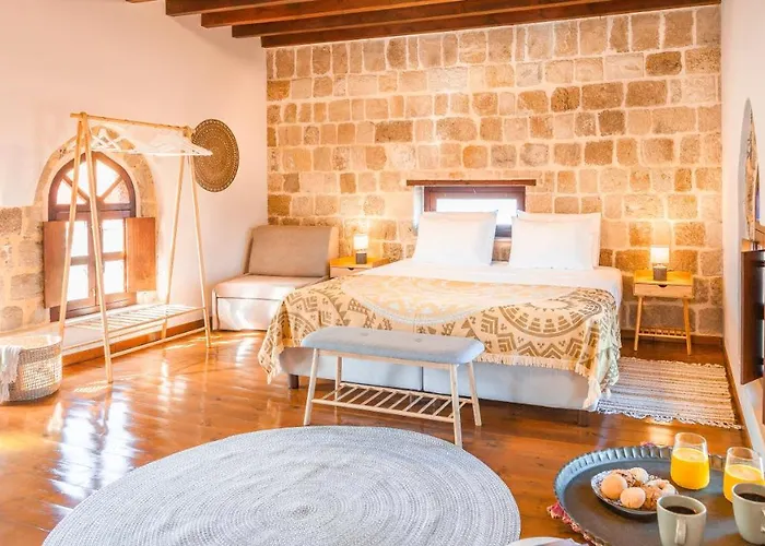 Mandorla Rhodes City