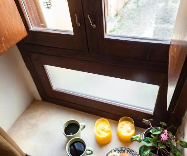 Mandorla Rhodes City